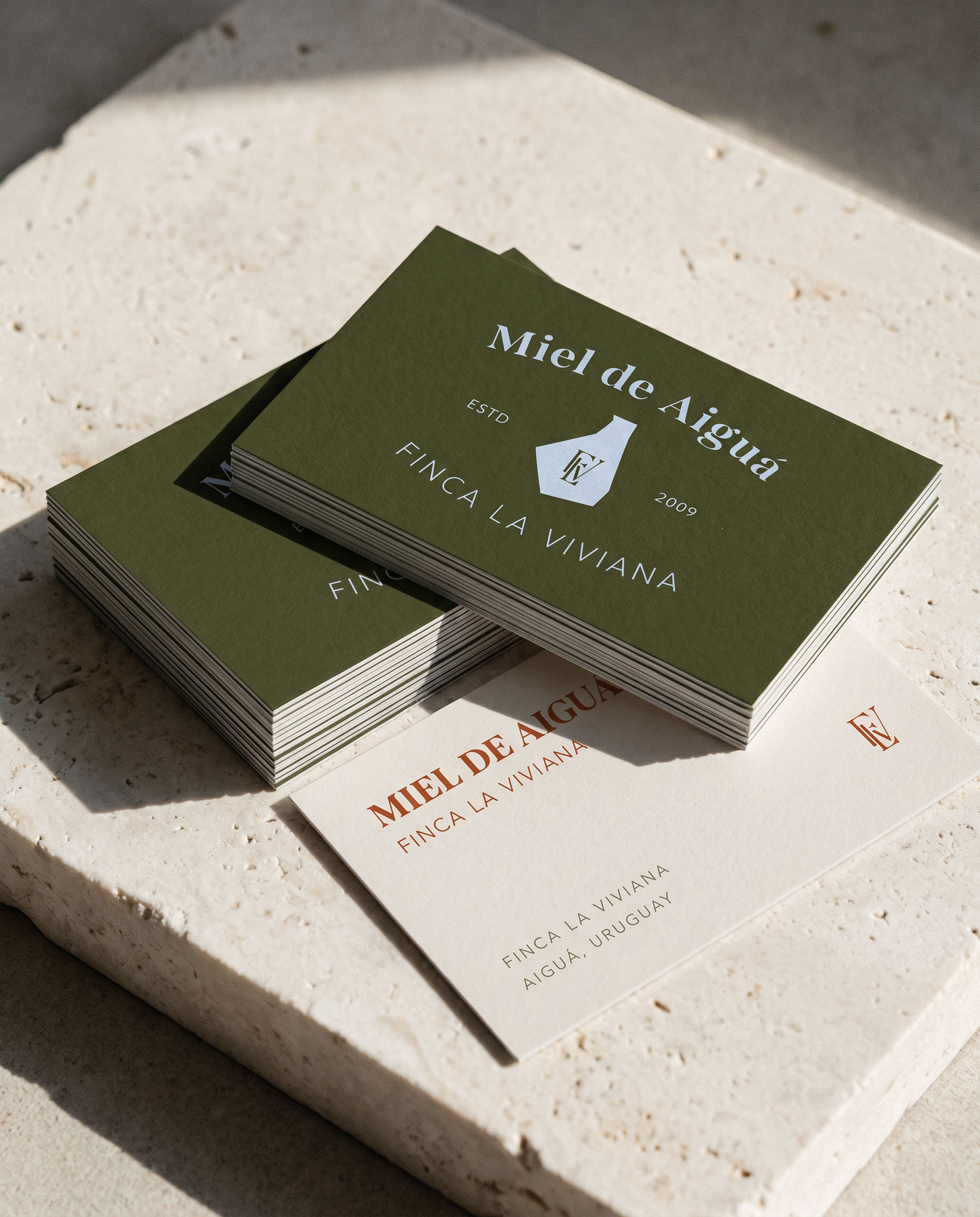 Miel de Aiguá, brand identity, image 17