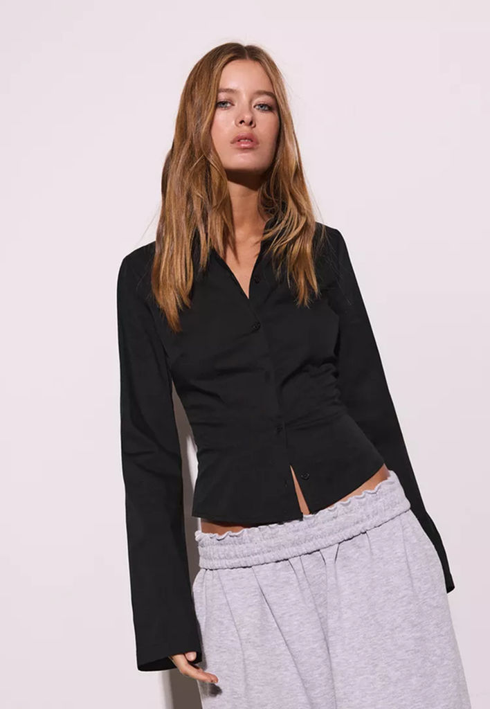 image of outfit/ sketch